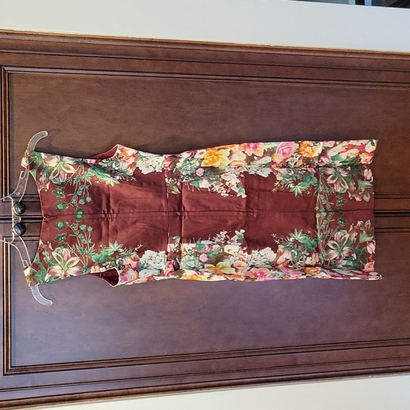 NWOT Of The Garland Variety Sheath Dress In Burgundy Floral Sz US S Sleeveless - Picture 3 of 5